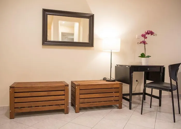All New 55M Apartment In Athens 150Meters From Subway